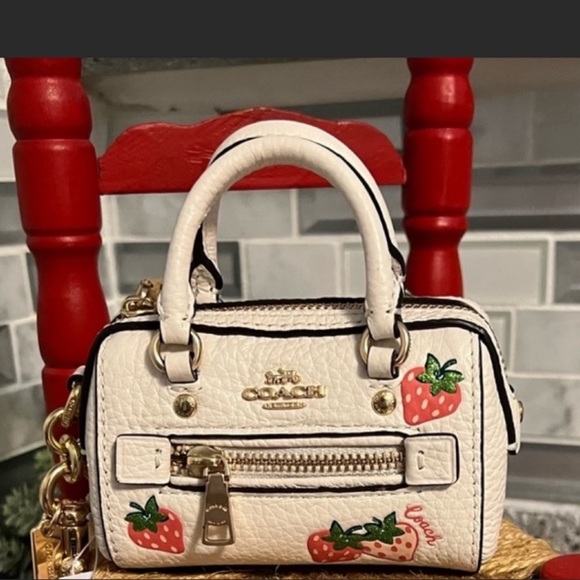 🍓COACH🍓MINI🍓CHARM🍓 - Picture 3 of 16